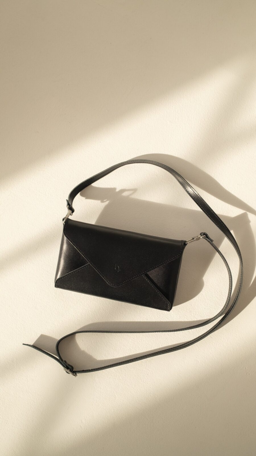 Mini Model Clutch - Black