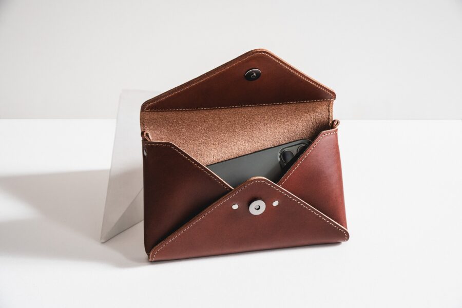 Mini Model Clutch - Cognac