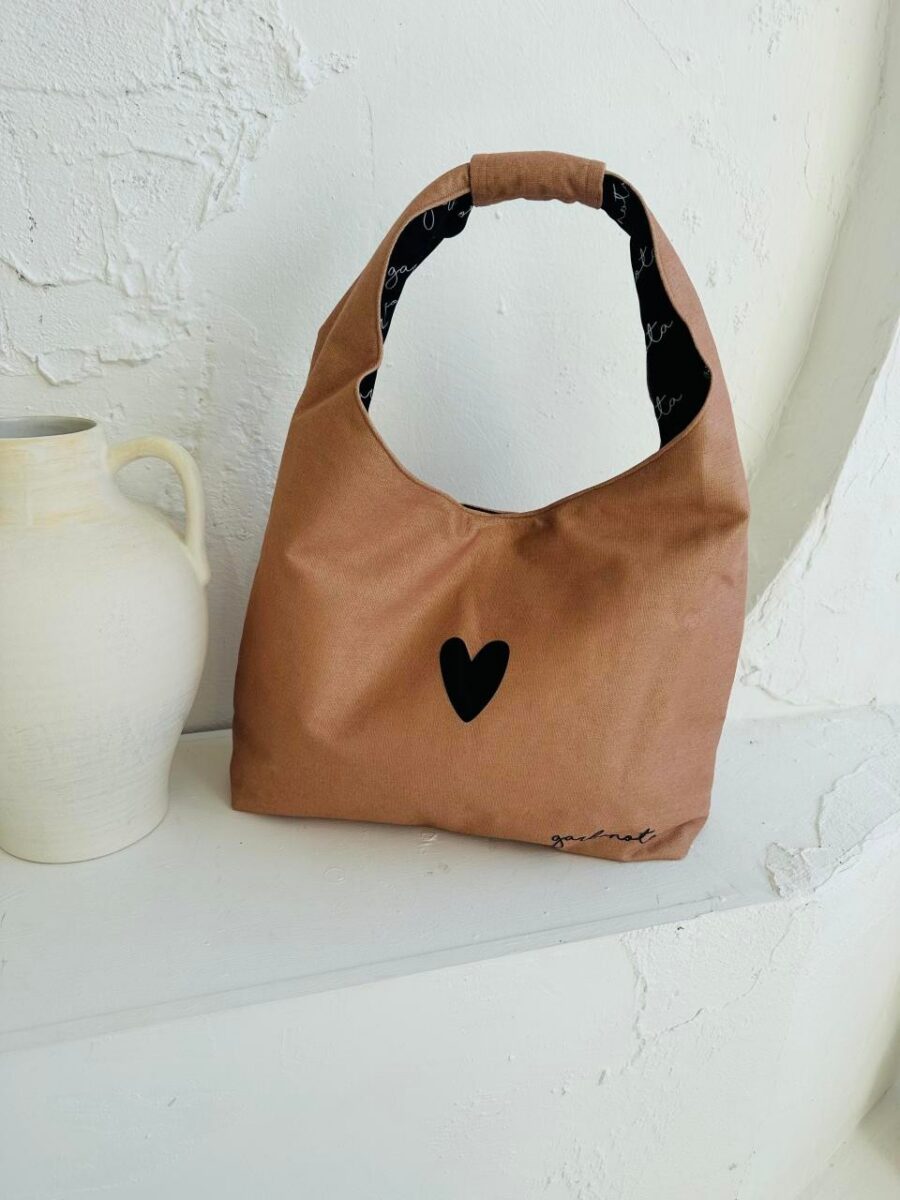 Moon Bag Heart - Cream - Image 7