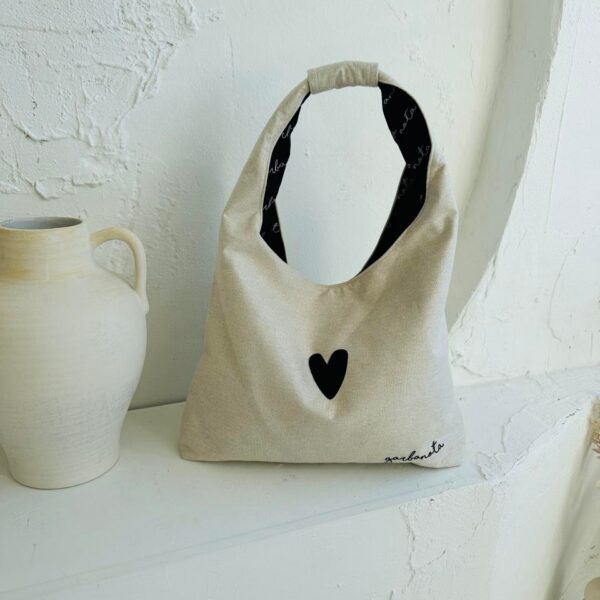 Moon Bag Heart - White